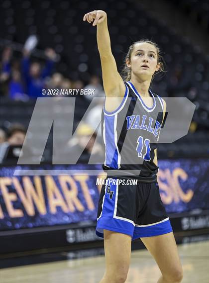 Thumbnail 3 in Helias vs Grain Valley (Norm Stewart Classic) photogallery.