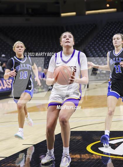 Thumbnail 3 in Helias vs Grain Valley (Norm Stewart Classic) photogallery.