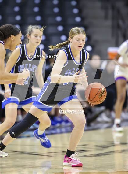 Thumbnail 1 in Helias vs Grain Valley (Norm Stewart Classic) photogallery.