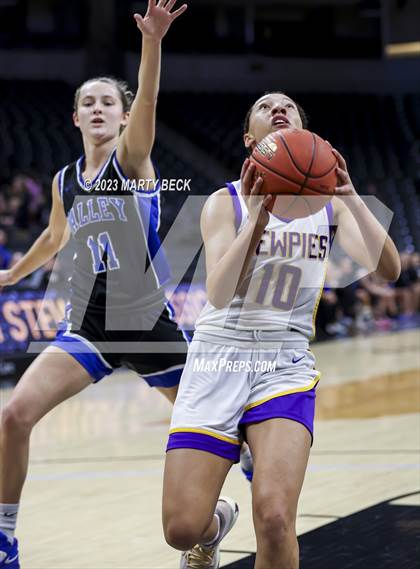 Thumbnail 3 in Helias vs Grain Valley (Norm Stewart Classic) photogallery.