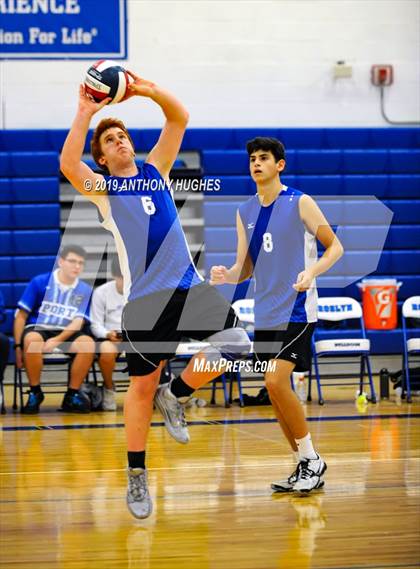 Thumbnail 3 in Port Washington vs Roslyn  photogallery.
