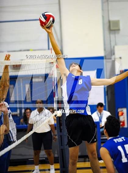 Thumbnail 1 in Port Washington vs Roslyn  photogallery.
