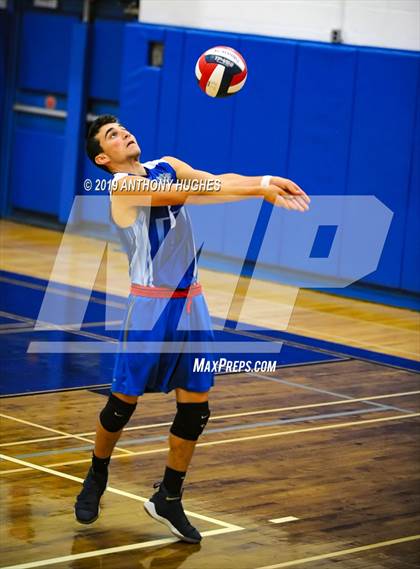Thumbnail 2 in Port Washington vs Roslyn  photogallery.