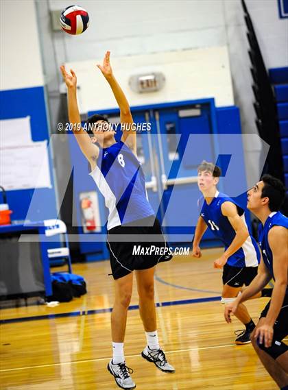Thumbnail 1 in Port Washington vs Roslyn  photogallery.