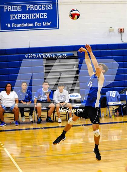 Thumbnail 1 in Port Washington vs Roslyn  photogallery.