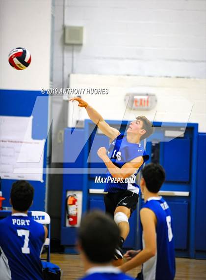 Thumbnail 2 in Port Washington vs Roslyn  photogallery.