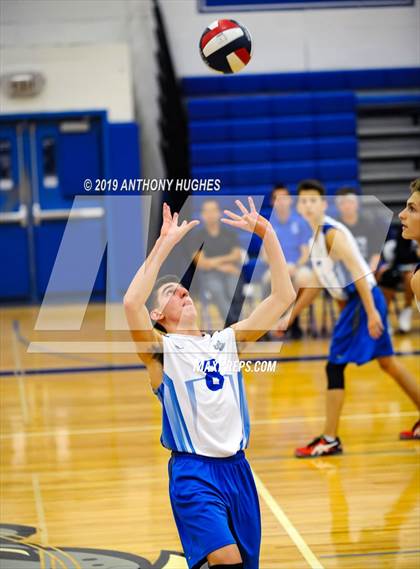 Thumbnail 3 in Port Washington vs Roslyn  photogallery.