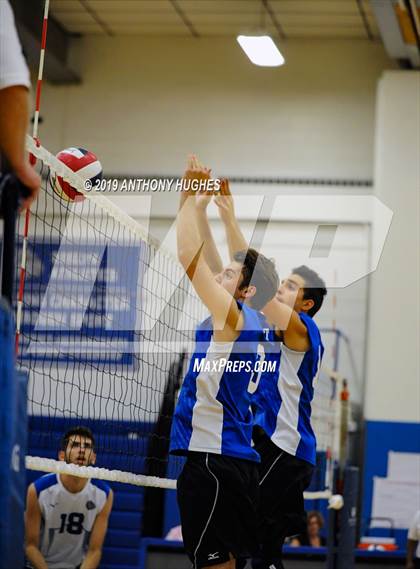 Thumbnail 3 in Port Washington vs Roslyn  photogallery.