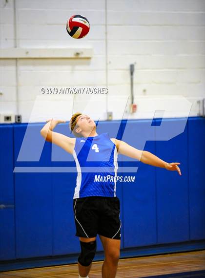 Thumbnail 1 in Port Washington vs Roslyn  photogallery.