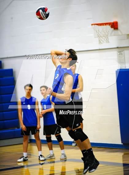 Thumbnail 1 in Port Washington vs Roslyn  photogallery.
