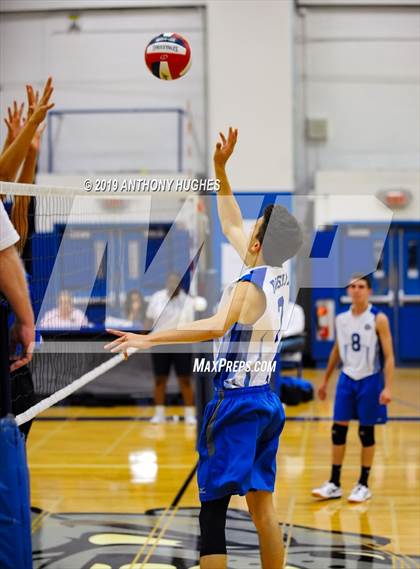 Thumbnail 2 in Port Washington vs Roslyn  photogallery.