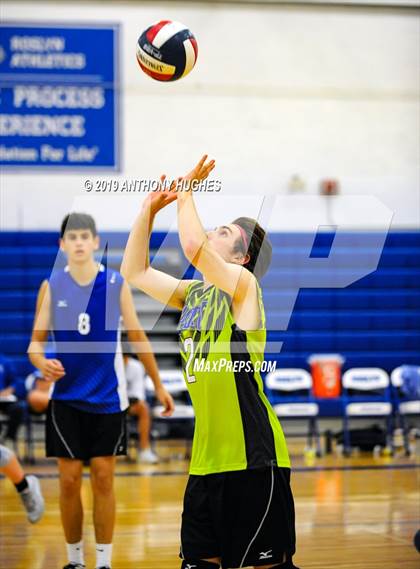 Thumbnail 3 in Port Washington vs Roslyn  photogallery.