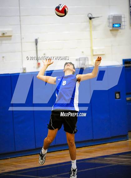 Thumbnail 3 in Port Washington vs Roslyn  photogallery.