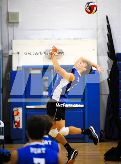 Thumbnail 3 in Port Washington vs Roslyn  photogallery.