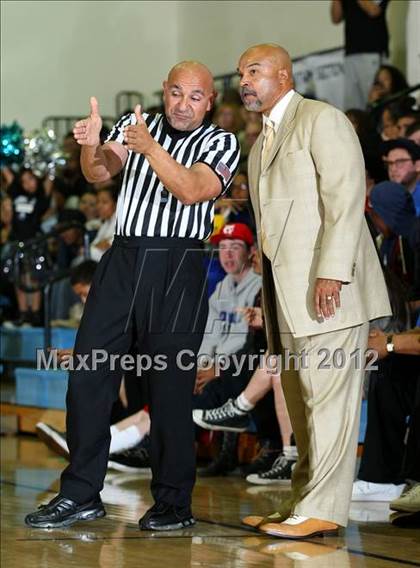 Thumbnail 3 in Price vs. Windward (CIF SS Playoffs) photogallery.