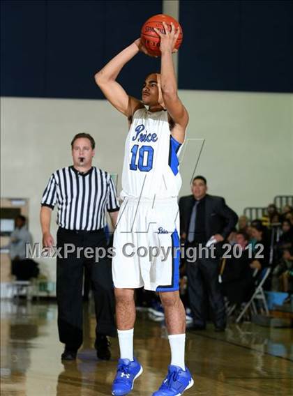 Thumbnail 3 in Price vs. Windward (CIF SS Playoffs) photogallery.