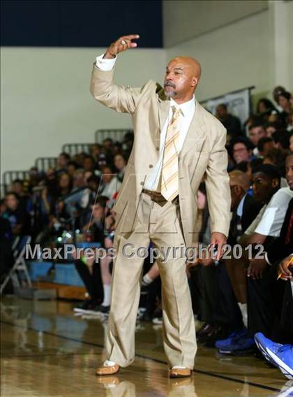 Thumbnail 2 in Price vs. Windward (CIF SS Playoffs) photogallery.