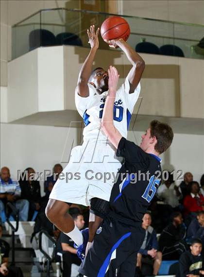 Thumbnail 3 in Price vs. Windward (CIF SS Playoffs) photogallery.