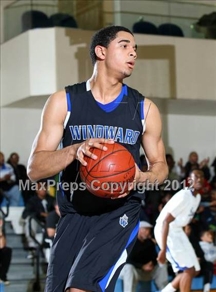 Thumbnail 1 in Price vs. Windward (CIF SS Playoffs) photogallery.