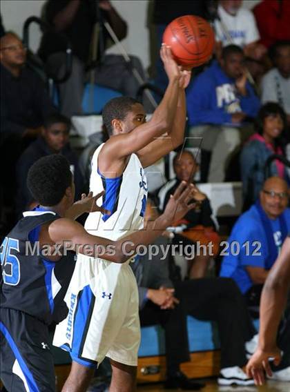 Thumbnail 2 in Price vs. Windward (CIF SS Playoffs) photogallery.