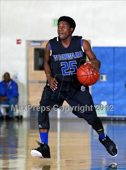 Thumbnail 3 in Price vs. Windward (CIF SS Playoffs) photogallery.