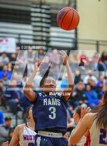 Thumbnail 2 in Rio Rancho vs. West Mesa (Albuquerque Metro Championships) photogallery.