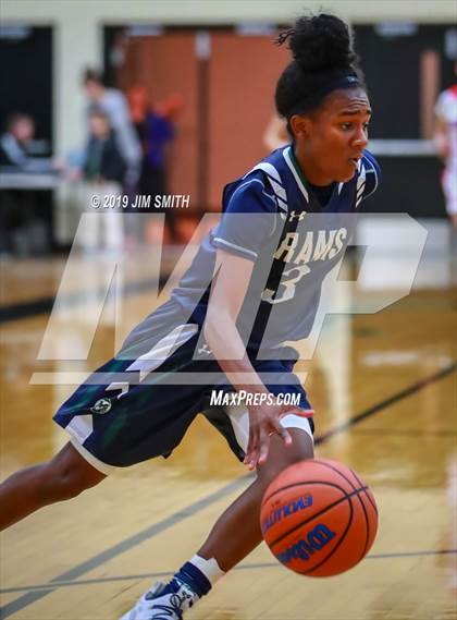Thumbnail 2 in Rio Rancho vs. West Mesa (Albuquerque Metro Championships) photogallery.