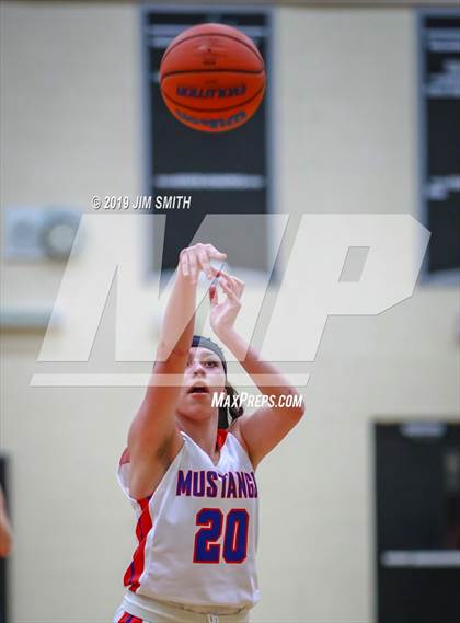 Thumbnail 1 in Rio Rancho vs. West Mesa (Albuquerque Metro Championships) photogallery.