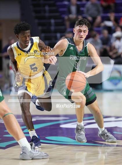Thumbnail 3 in Lehigh vs. Venice (City of Palms Classic) photogallery.