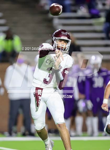 Thumbnail 3 in Ridge Point vs. Cy-Fair (UIL 6A D1 Area Playoff) photogallery.