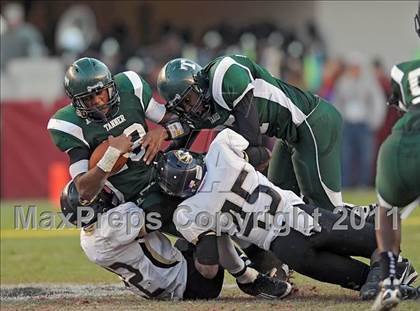Thumbnail 2 in Tanner vs. Elba (AHSAA 2A Final) photogallery.