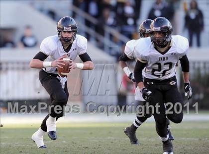 Thumbnail 2 in Tanner vs. Elba (AHSAA 2A Final) photogallery.