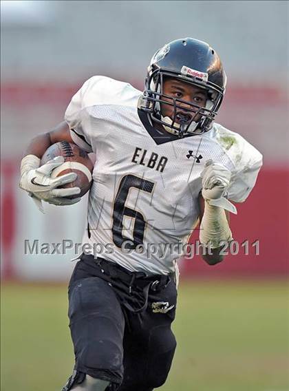 Thumbnail 2 in Tanner vs. Elba (AHSAA 2A Final) photogallery.