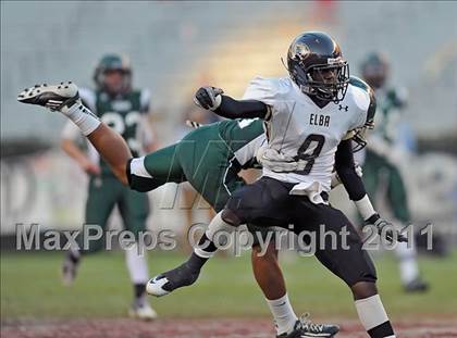 Thumbnail 1 in Tanner vs. Elba (AHSAA 2A Final) photogallery.