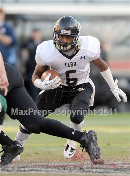 Thumbnail 3 in Tanner vs. Elba (AHSAA 2A Final) photogallery.
