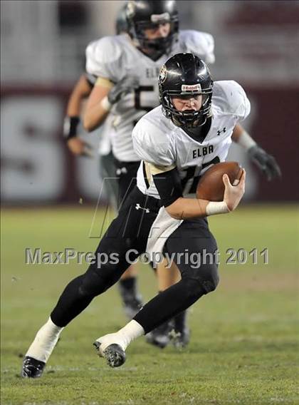 Thumbnail 3 in Tanner vs. Elba (AHSAA 2A Final) photogallery.