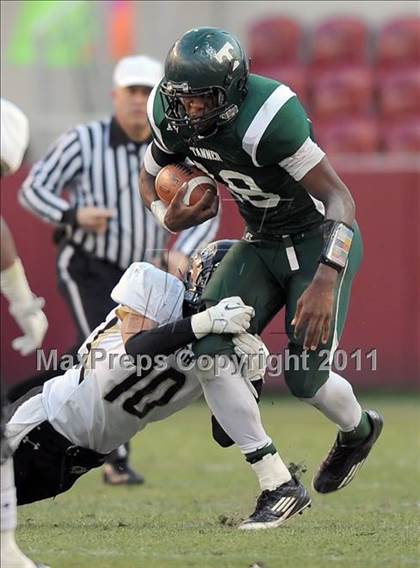 Thumbnail 3 in Tanner vs. Elba (AHSAA 2A Final) photogallery.