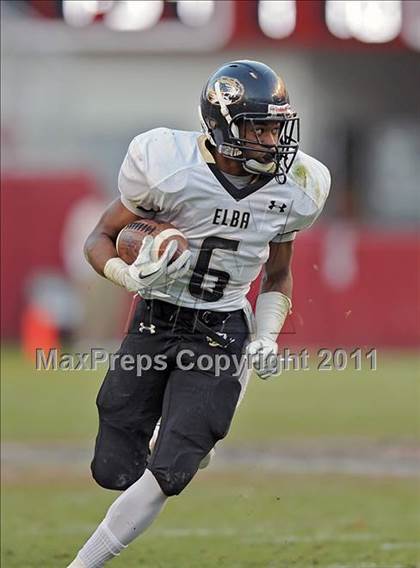 Thumbnail 3 in Tanner vs. Elba (AHSAA 2A Final) photogallery.
