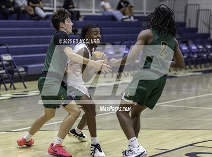 Thumbnail 1 in Fairmont Prep vs. Long Beach Poly photogallery.