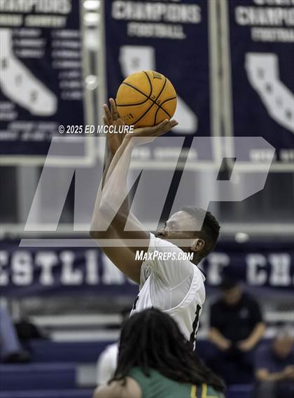 Thumbnail 1 in Fairmont Prep vs. Long Beach Poly photogallery.