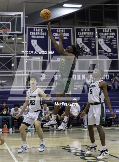 Thumbnail 2 in Fairmont Prep vs. Long Beach Poly photogallery.