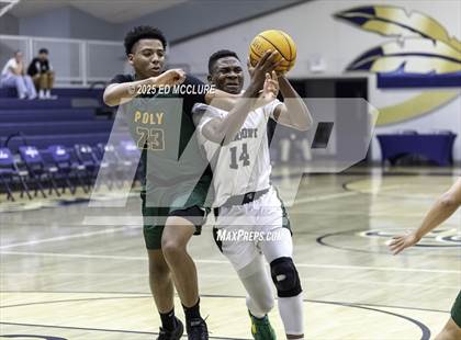 Thumbnail 2 in Fairmont Prep vs. Long Beach Poly photogallery.