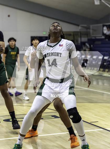 Thumbnail 2 in Fairmont Prep vs. Long Beach Poly photogallery.