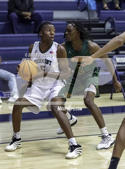 Thumbnail 2 in Fairmont Prep vs. Long Beach Poly photogallery.