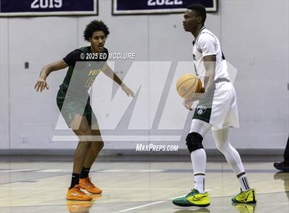 Thumbnail 1 in Fairmont Prep vs. Long Beach Poly photogallery.