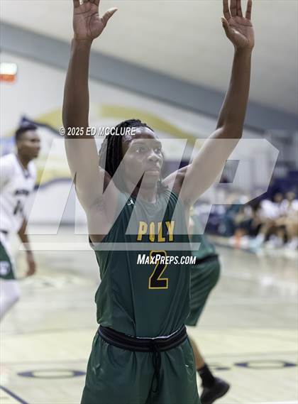 Thumbnail 1 in Fairmont Prep vs. Long Beach Poly photogallery.