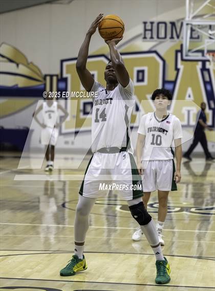 Thumbnail 3 in Fairmont Prep vs. Long Beach Poly photogallery.