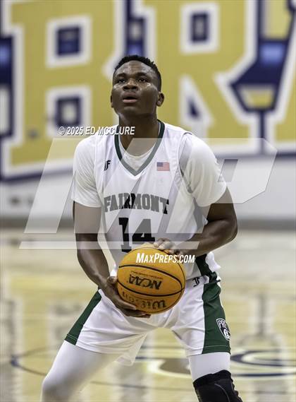 Thumbnail 1 in Fairmont Prep vs. Long Beach Poly photogallery.