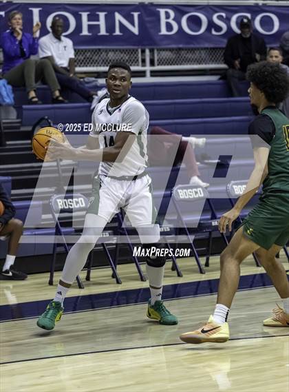Thumbnail 2 in Fairmont Prep vs. Long Beach Poly photogallery.