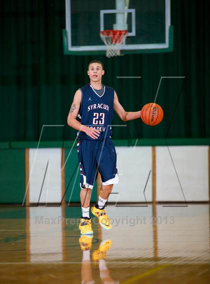 Thumbnail 3 in New Hartford vs. Syracuse Academy of Science photogallery.